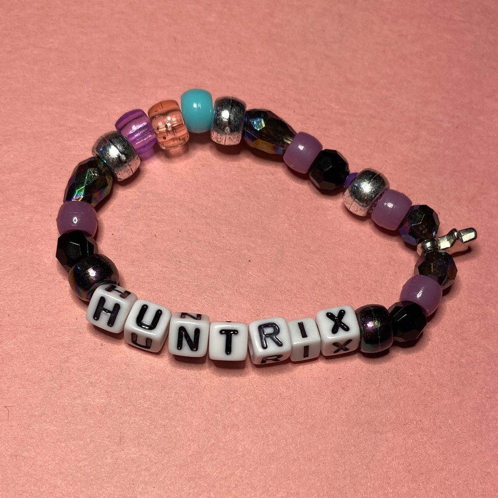 K-Pop Demon Hunters Huntrix Kandi Bracelet